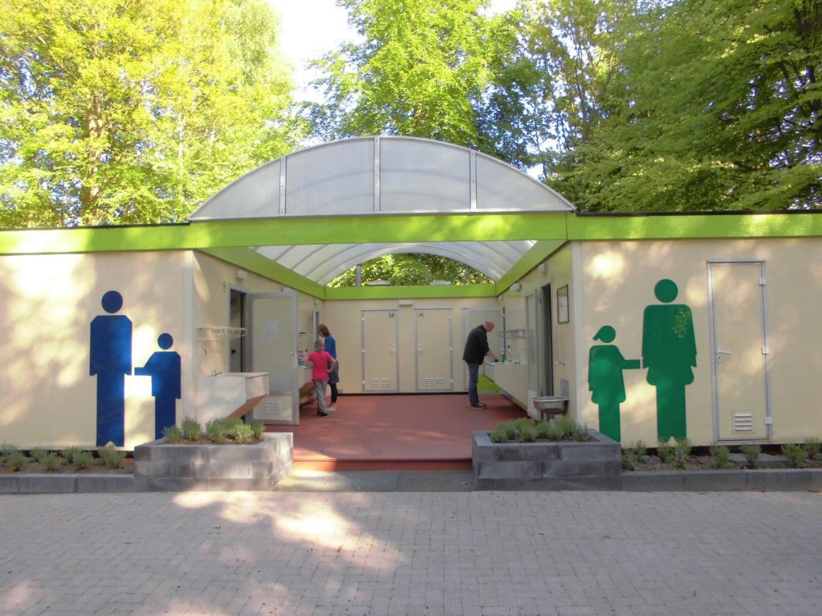 Vakantiepark 'T Urkerbos - Kabouterhuisje Esterno foto